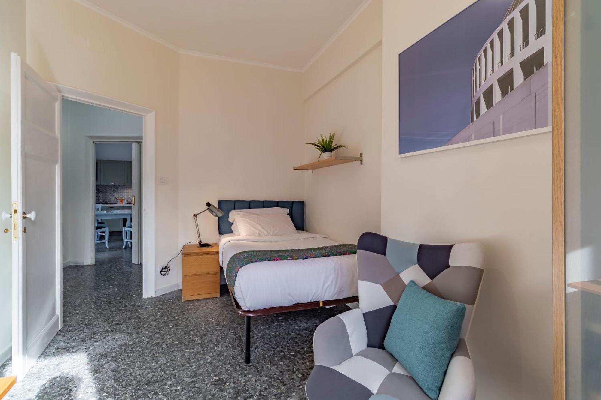 1950 - Bright In Octagonal Tower Apartment Rom