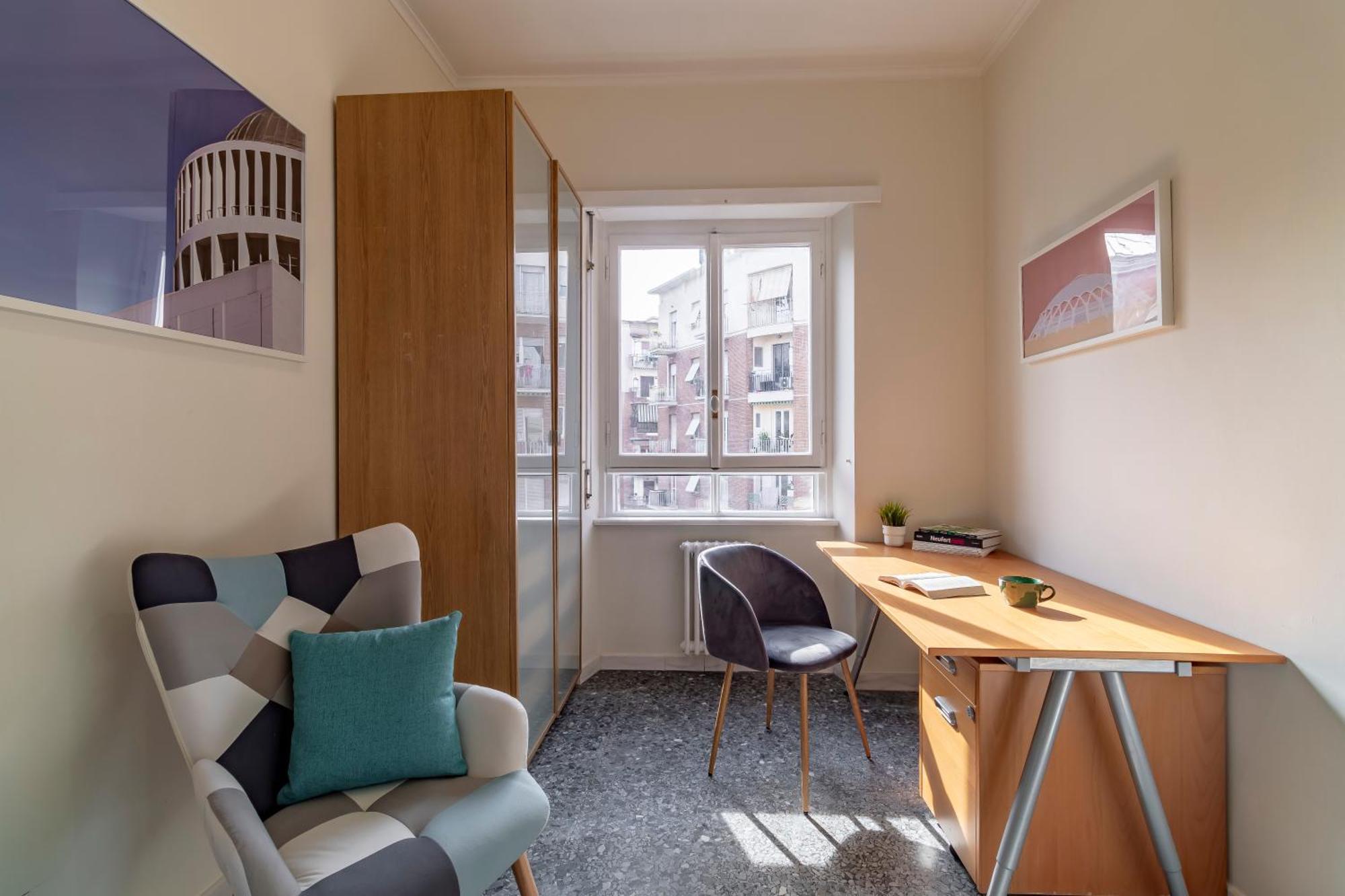 Apartment 1950 - Bright In Octagonal Tower